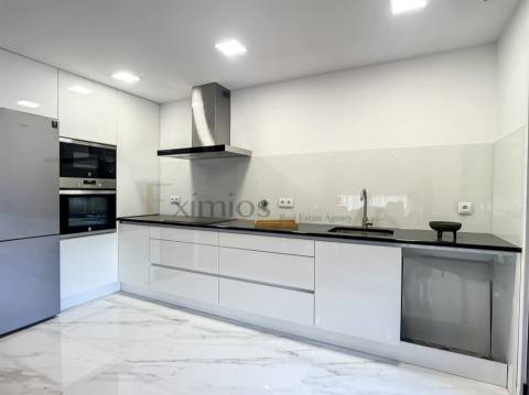 Apartamento T4 novo na Póvoa de Varzim