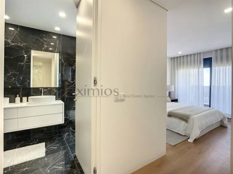 Apartamento T4 novo na Póvoa de Varzim