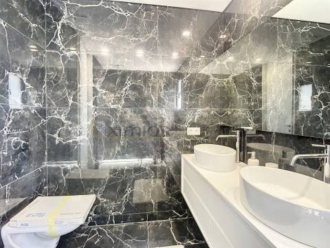 Apartamento T4 novo na Póvoa de Varzim