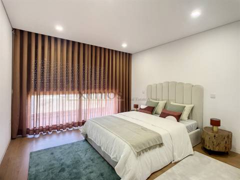 Apartamento T4 novo na Póvoa de Varzim