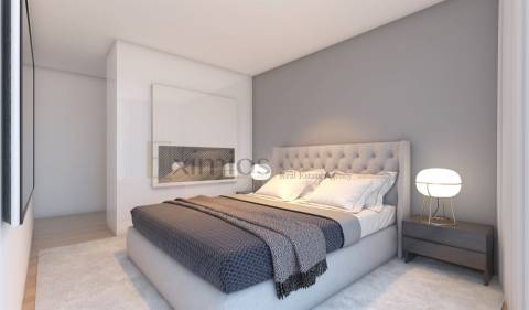 Apartamento T3 Duplex novo, no centro da Póvoa de Varzim