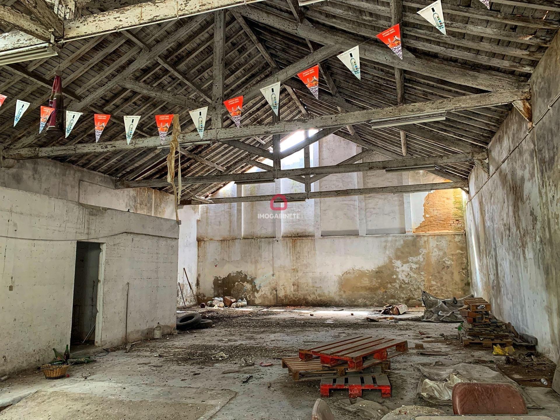 Armazém  Venda em Buarcos e São Julião,Figueira da Foz