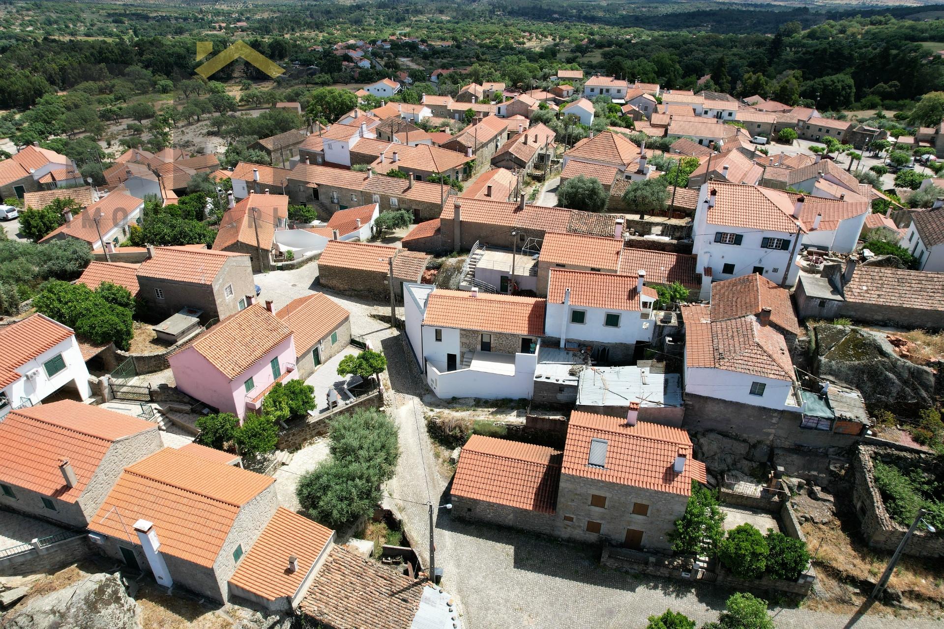 Moradia T2 Venda em Monsanto e Idanha-a-Velha,Idanha-a-Nova