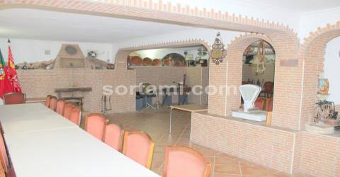 Moradia Isolada >=T10 Venda em Albufeira e Olhos de Água,Albufeira