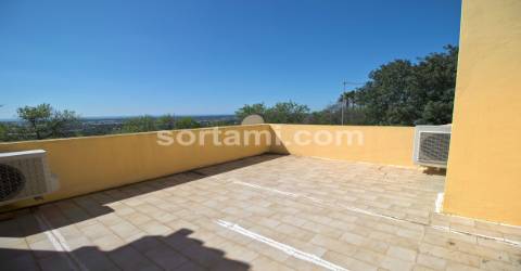 Moradia Isolada T6 Venda em Santa Bárbara de Nexe,Faro