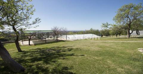 Moradia Isolada T6 Venda em Santa Bárbara de Nexe,Faro