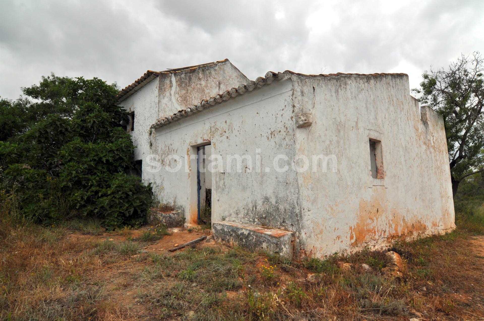 Moradia Devoluta T4 Venda em Pechão,Olhão