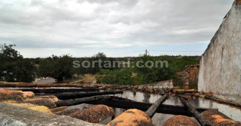 Moradia Devoluta T4 Venda em Pechão,Olhão