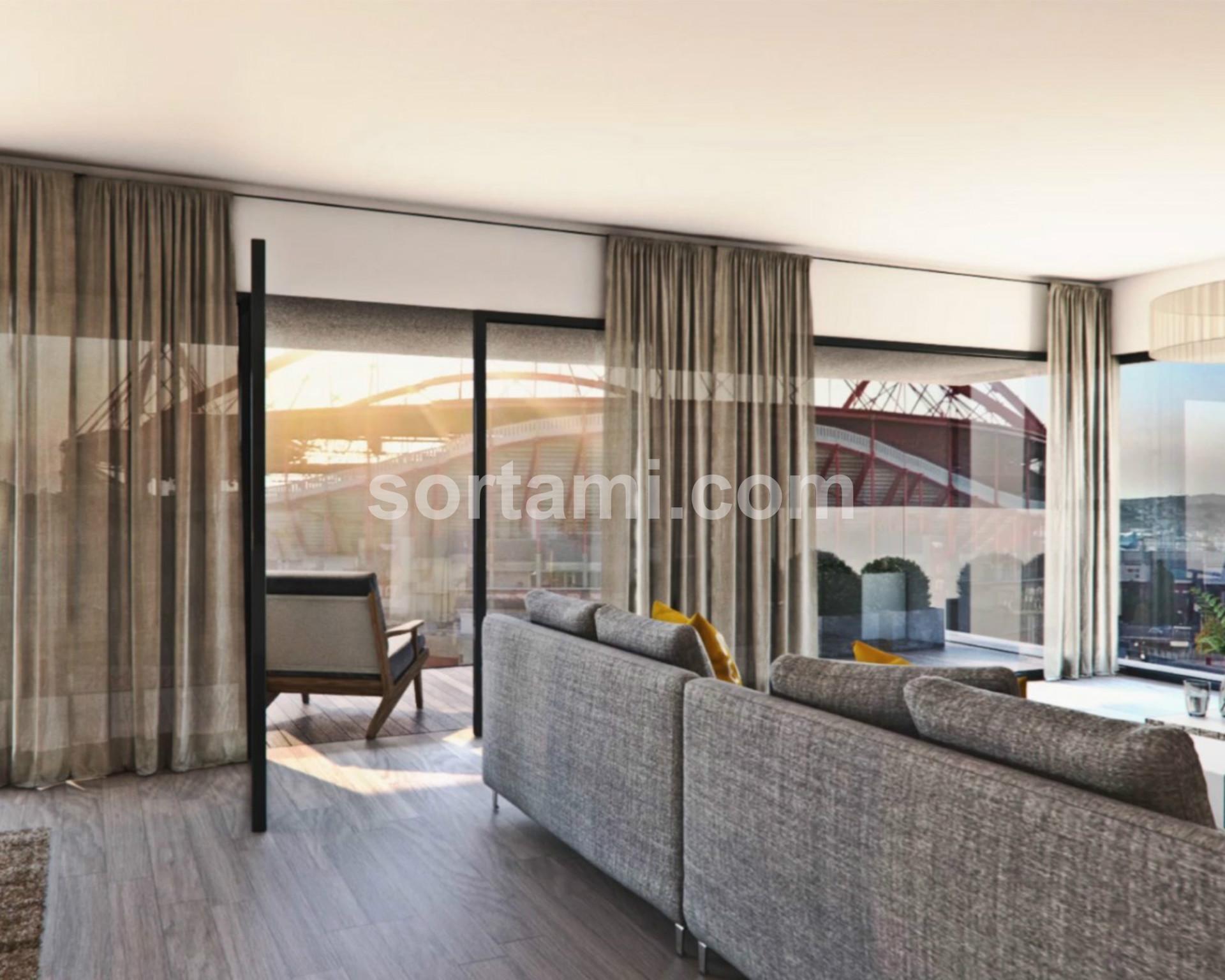 Apartamento T4 Venda em São Domingos de Benfica,Lisboa