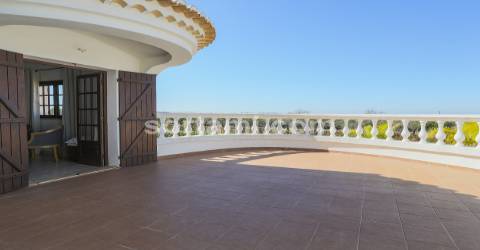 Moradia Isolada T4 Venda em Albufeira e Olhos de Água,Albufeira