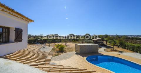 Moradia Isolada T4 Venda em Albufeira e Olhos de Água,Albufeira
