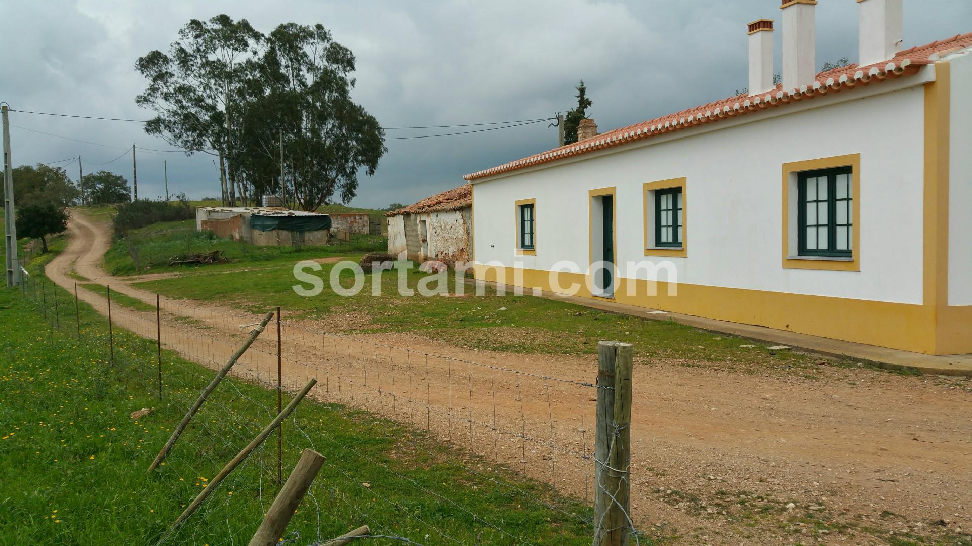 Moradia Isolada T5 Venda em Serpa (Salvador e Santa Maria),Serpa