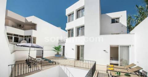 Moradia Isolada T8 Venda em Albufeira e Olhos de Água,Albufeira