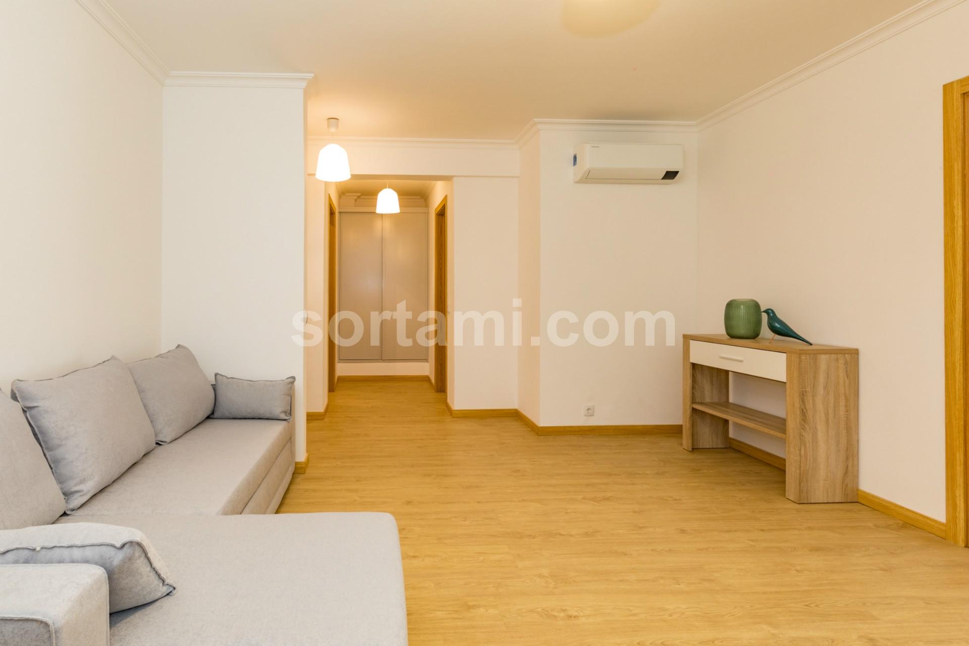 Apartamento T1+1 Venda em Albufeira e Olhos de Água,Albufeira