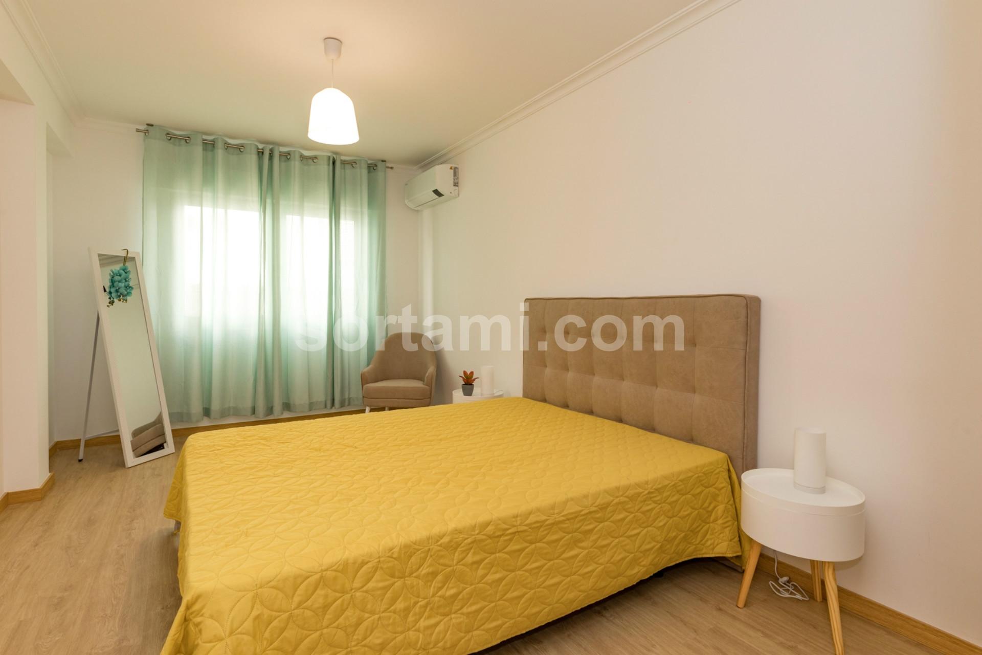 Apartamento T1+1 Venda em Albufeira e Olhos de Água,Albufeira