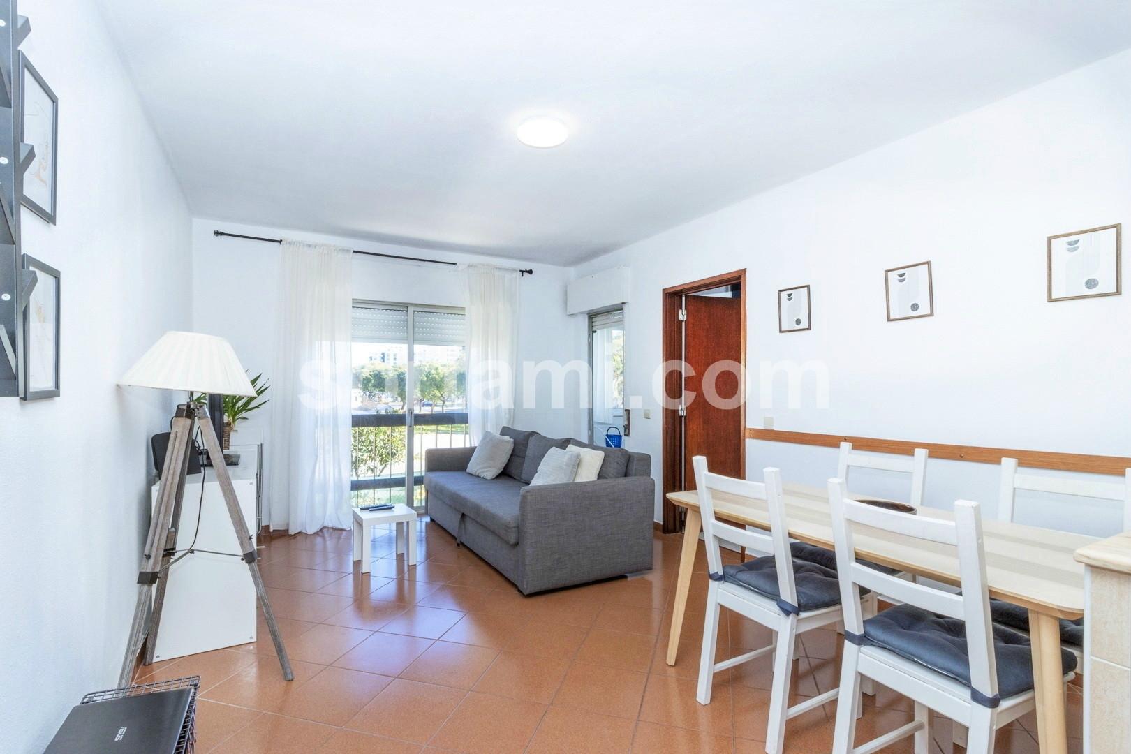 Apartamento T2 Venda em Quarteira,Loulé