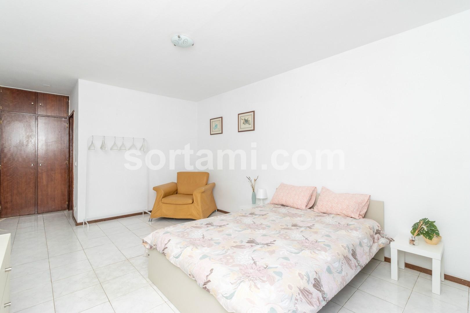 Apartamento T2 Venda em Quarteira,Loulé