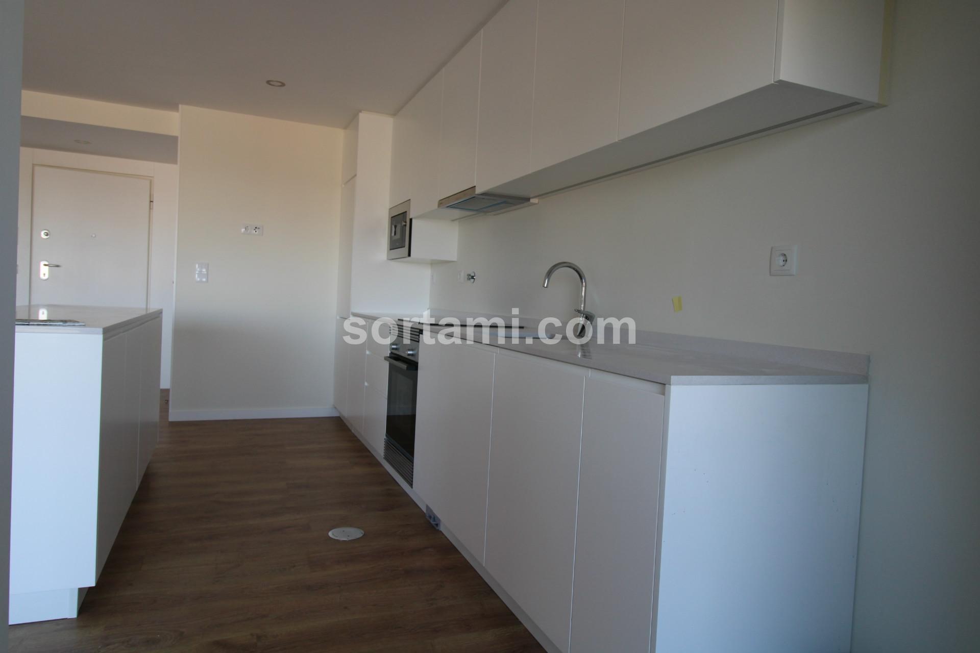 Apartamento T1+1 Venda em Paranhos,Porto