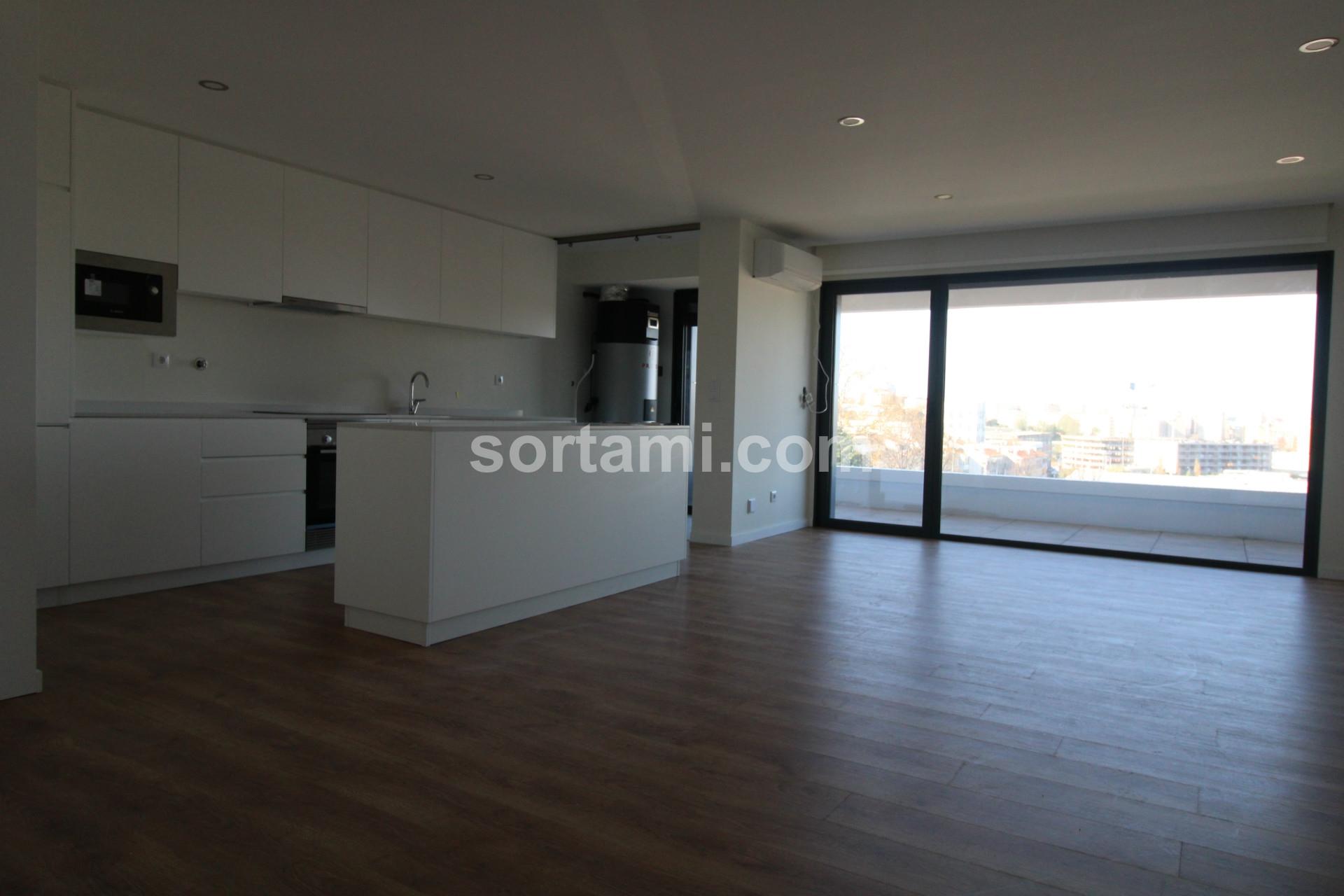 Apartamento T1+1 Venda em Paranhos,Porto