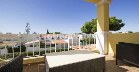 Moradia Isolada T4 Venda em Quarteira,Loulé