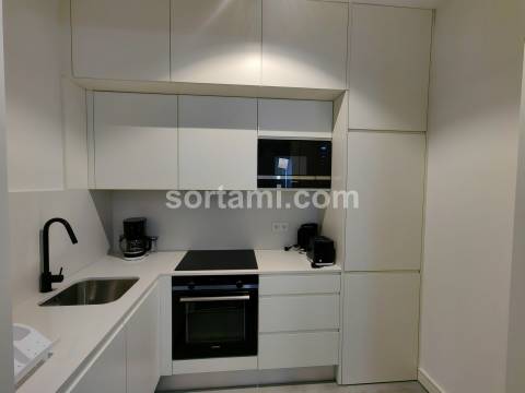 Apartamento T0+1 Venda em Cedofeita, Santo Ildefonso, Sé, Miragaia, São Nicolau e Vitória,Porto