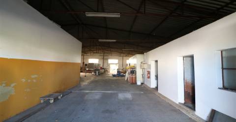 Armazém  Venda em São Bartolomeu do Outeiro e Oriola,Portel