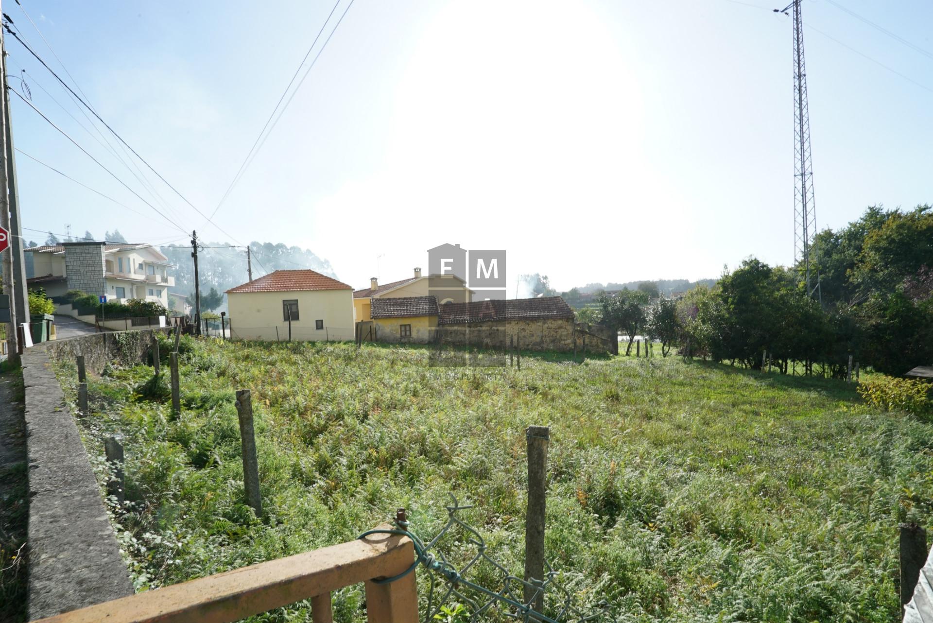 Terreno Para Construção  Venda em Oliveira de Azeméis, Santiago de Riba-Ul, Ul, Macinhata da Seixa e Madail,Oliveira de Azeméis