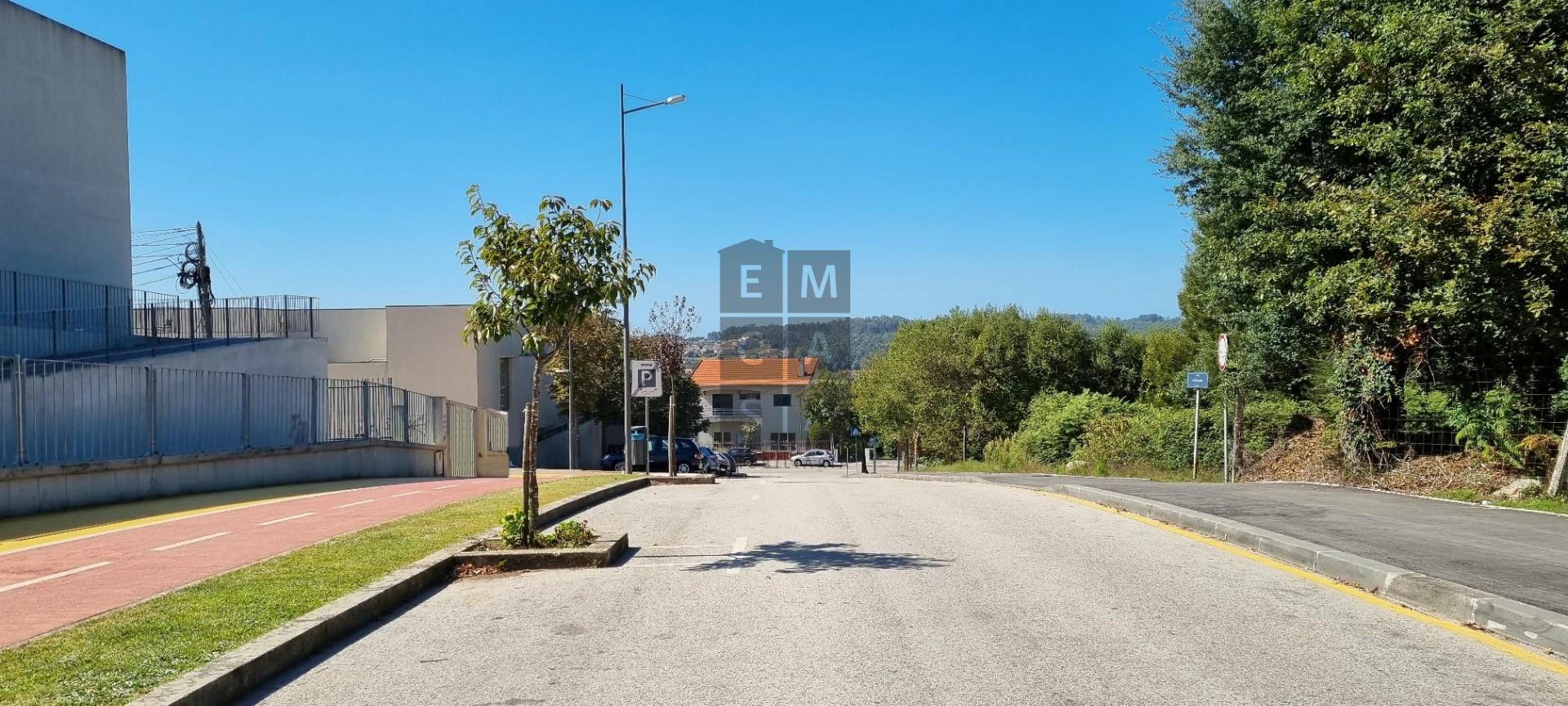 Terreno  Venda em Oliveira de Azeméis, Santiago de Riba-Ul, Ul, Macinhata da Seixa e Madail,Oliveira de Azeméis