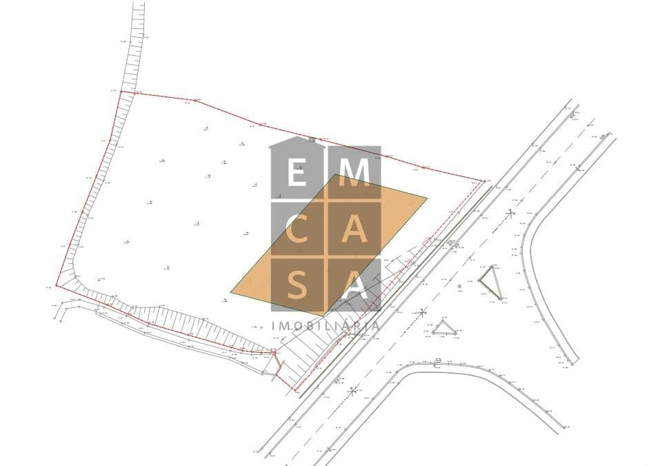 Terreno para venda em área residencial, já com projeto aprovado para 8 frações, em Gulpilhares