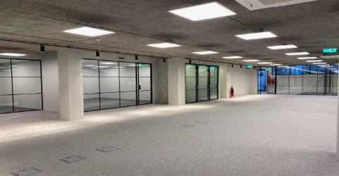 Edifício Escritórios com 6572 m2 -Centro de Porto