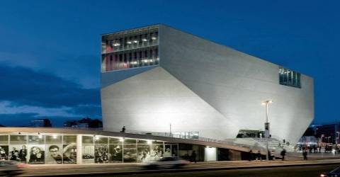 Terreno c/Projeto Aprovado,  área de construção de 1073 m2, junto à Av. Sidónio Pais ( 5 de Outubro)