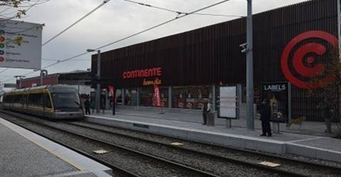 Terreno c/Projeto Aprovado,  área de construção de 1073 m2, junto à Av. Sidónio Pais ( 5 de Outubro)