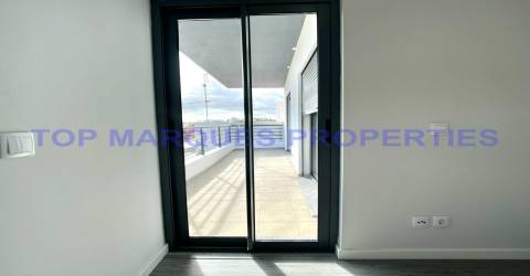 Apartamento T3 Venda em Quelfes,Olhão