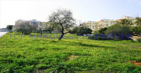 Terreno Urbanizável com 3640 m2 em Olhão