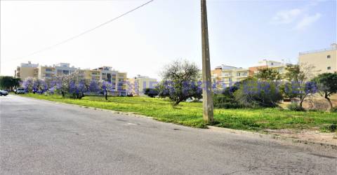 Terreno Urbanizável com 3640 m2 em Olhão