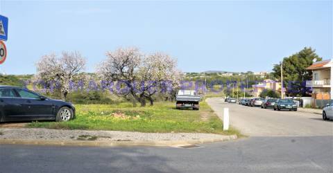 Terreno Urbanizável com 3640 m2 em Olhão
