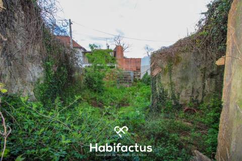 Moradia em ruinas para recuperar - Tondela