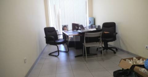 Loja comercial próxima ao Hospital São João