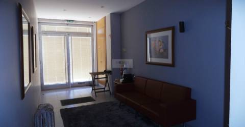 Loja comercial próxima ao Hospital São João