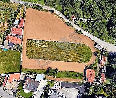 Terreno de 4800m2 para construção de 10 moradias