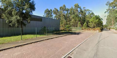 Fantástico Complexo Industrial / Armazém em Vila do Conde