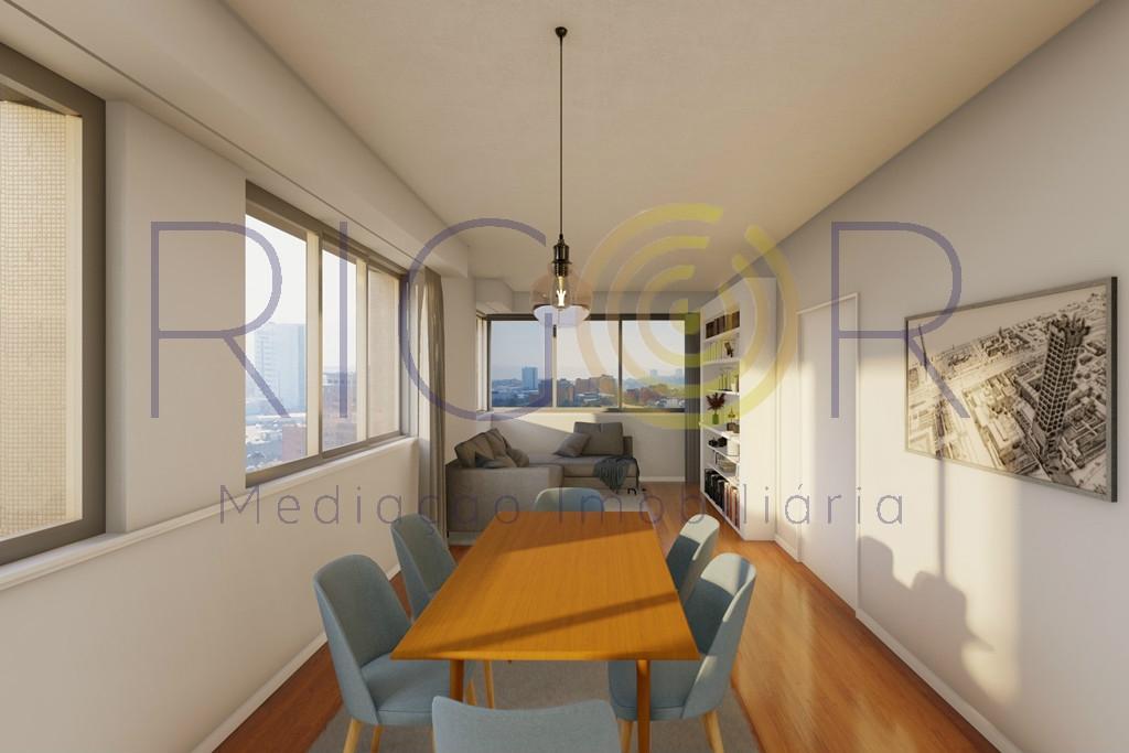 Apartamento T3 Renovado à Av. Boavista