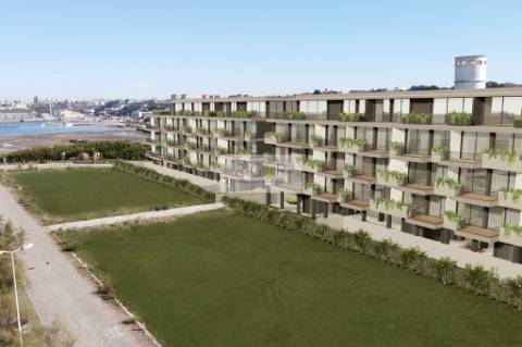 Apartamento T3 novo com varanda à seca do bacalhau