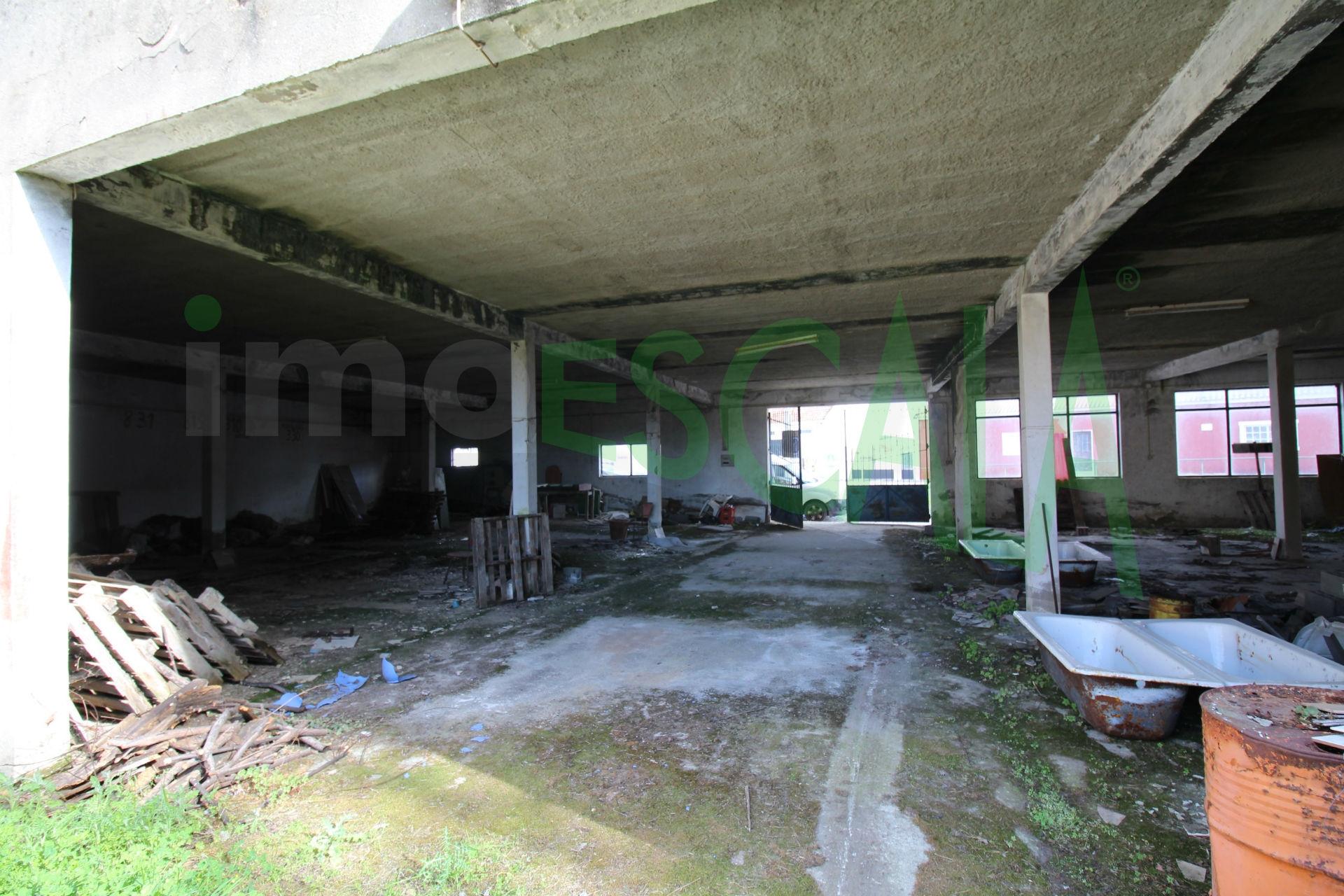 Armazém  Venda em Manique do Intendente, Vila Nova de São Pedro e Maçussa,Azambuja