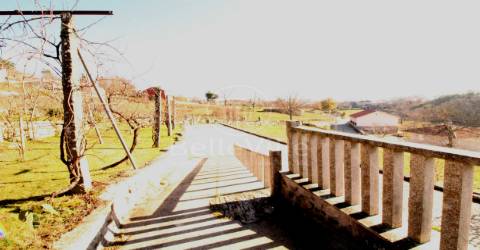 Duas habitações uni familiares com áreas fantásticas Beça, Boticas