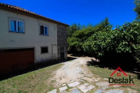 Moradia isolada no centro de viseu