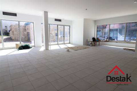 Loja para venda no centro da cidade de Viseu