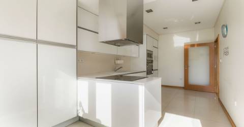 Moradia Isolada T3 Venda em Nespereira e Casais,Lousada