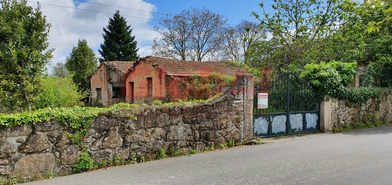 Lote de Terreno  Venda em Canas de Santa Maria,Tondela