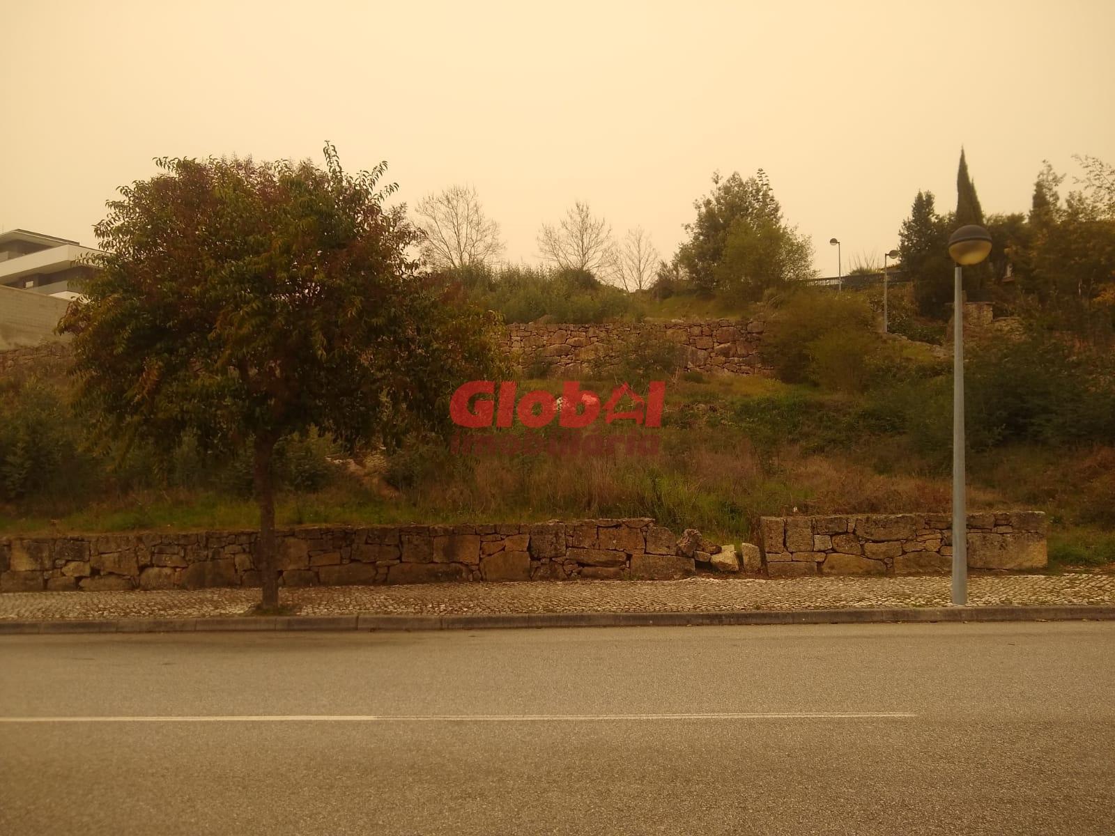 Lote de Terreno  Venda em Mundão,Viseu